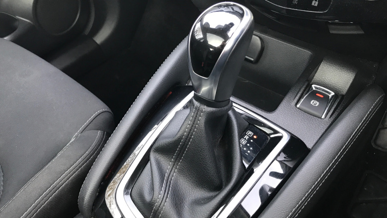 Nissan Qashqai 1.3 DiG-T 160 N-Connecta 5dr DCT Petrol Hatchback